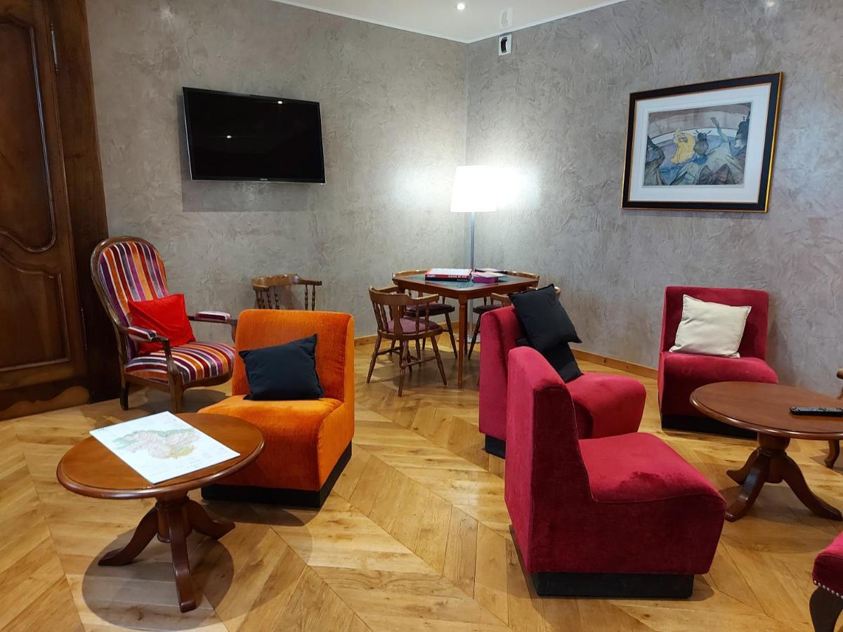 Hotel La Montagne Fleurie 巴里吉斯 外观 照片